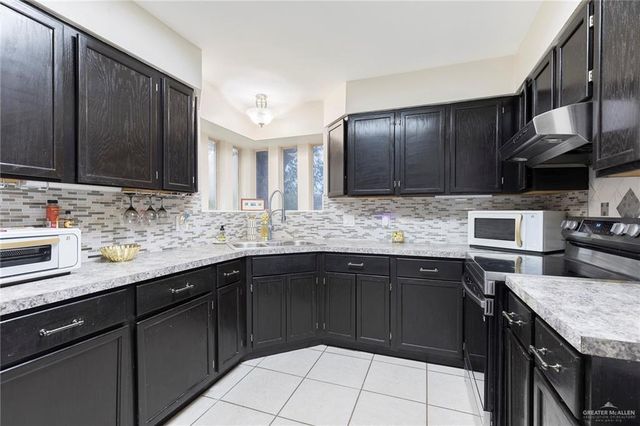 1209 Carolina Avenue, Edinburg, TX 78541