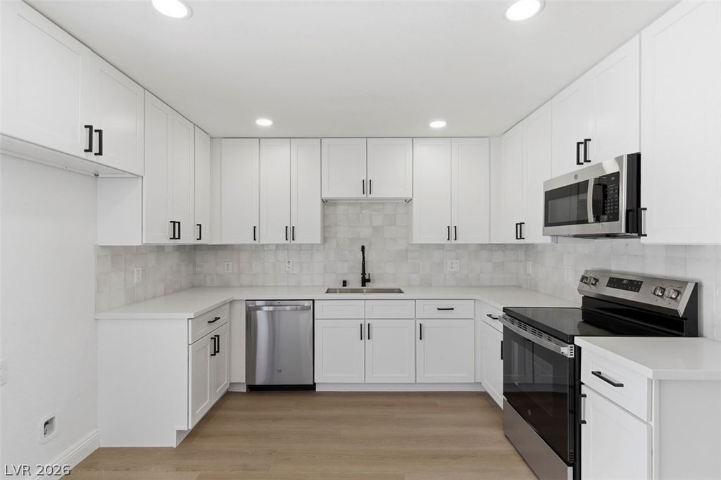 Image 4 of property listing at 6248 Fargo Avenue, Las Vegas, NV 89107