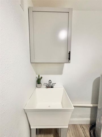 308 River Hills DR, San Marcos, TX 78666