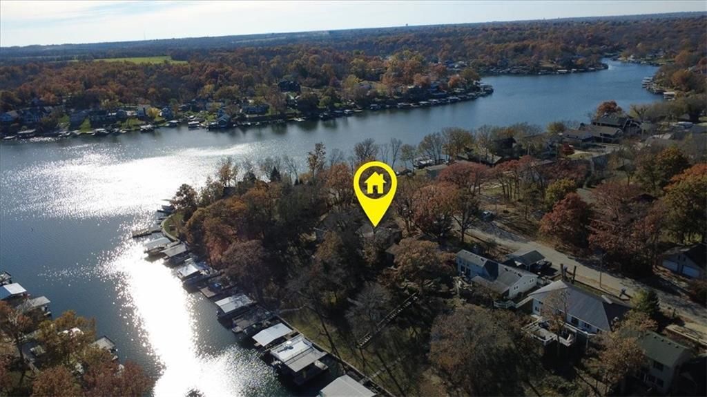 32 G Street, Lake Lotawana, MO 64086