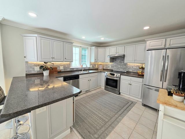 183 Arthur Street, Framingham, MA 01702