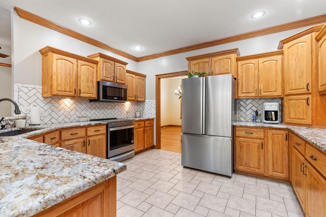 217 East Grace Street, Republic, MO 65738