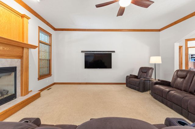 217 East Grace Street, Republic, MO 65738