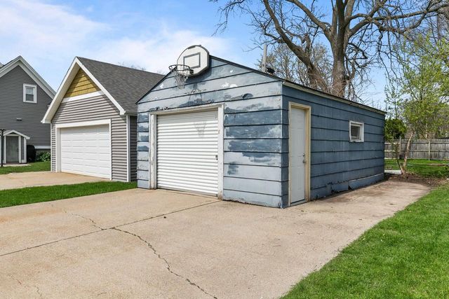 1401 WALNUT STREET, Oshkosh, WI 54901