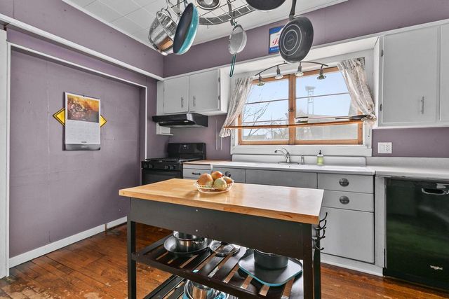 1401 WALNUT STREET, Oshkosh, WI 54901