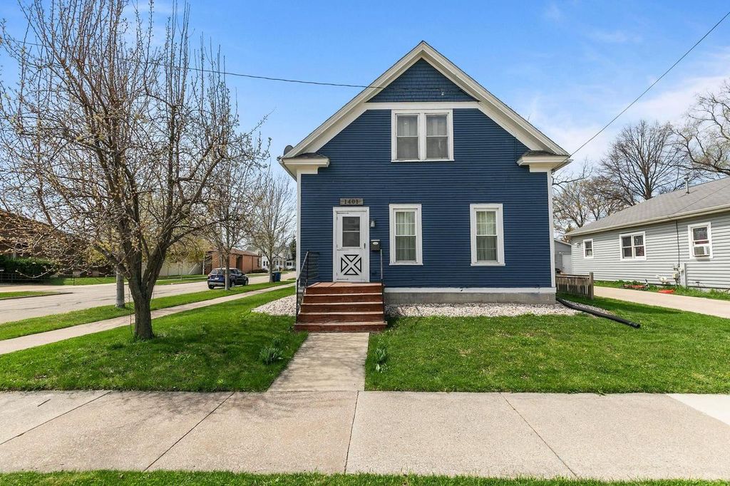 1401 WALNUT STREET, Oshkosh, WI 54901