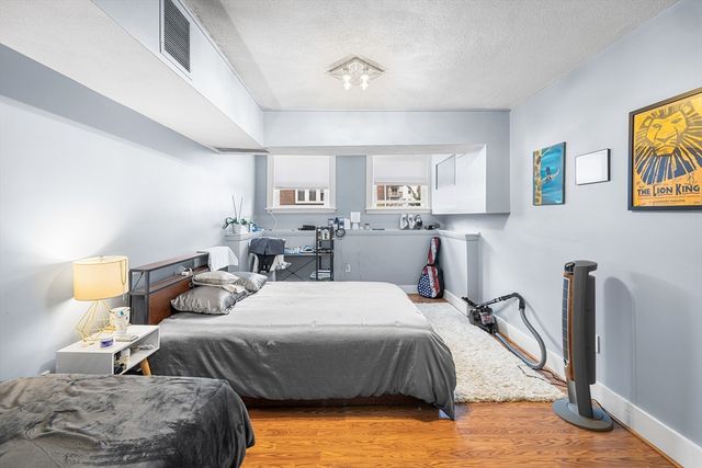 100 Lanark Rd A, Boston, MA 02135