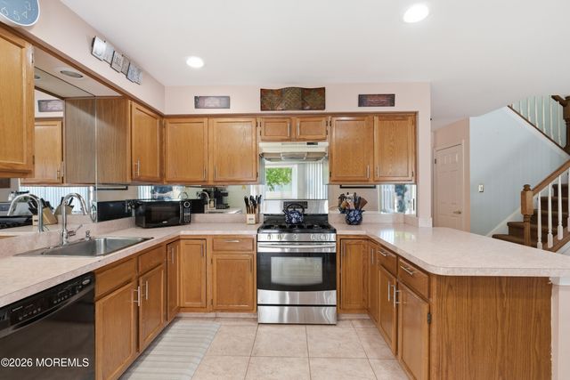 1905 Edwards Lane 1923, Toms River, NJ 08753