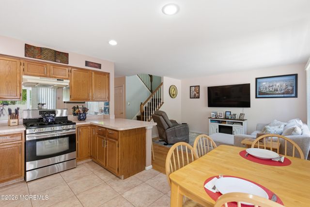 1905 Edwards Lane 1923, Toms River, NJ 08753