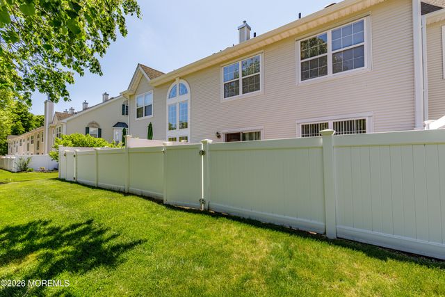 1905 Edwards Lane 1923, Toms River, NJ 08753