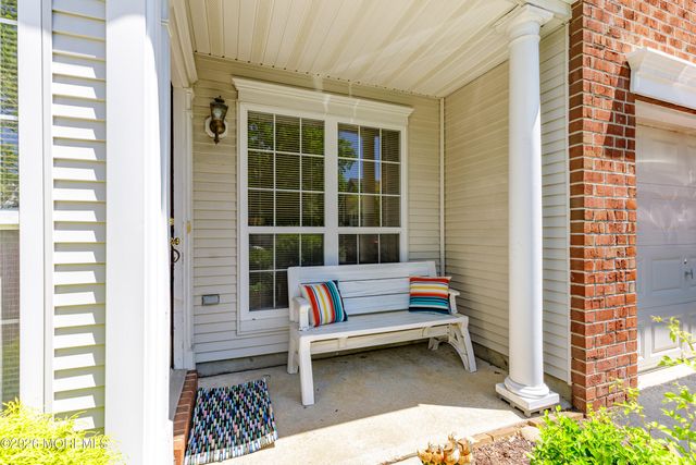1905 Edwards Lane 1923, Toms River, NJ 08753