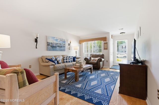 1905 Edwards Lane 1923, Toms River, NJ 08753