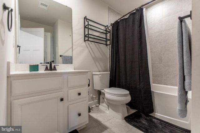 18105 RED CEDAR RD, Dumfries, VA 22026