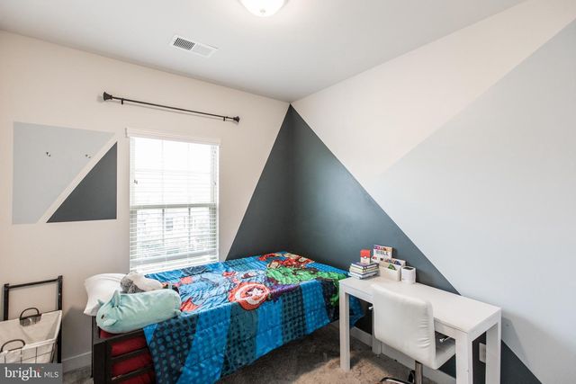 18105 RED CEDAR RD, Dumfries, VA 22026