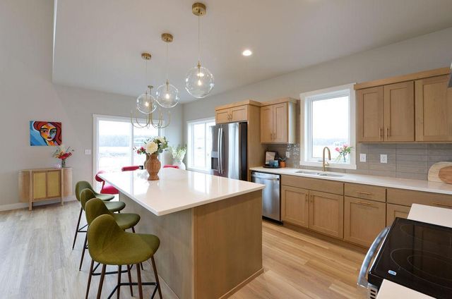 6914 3rd Street NW, Moorhead, MN 56560