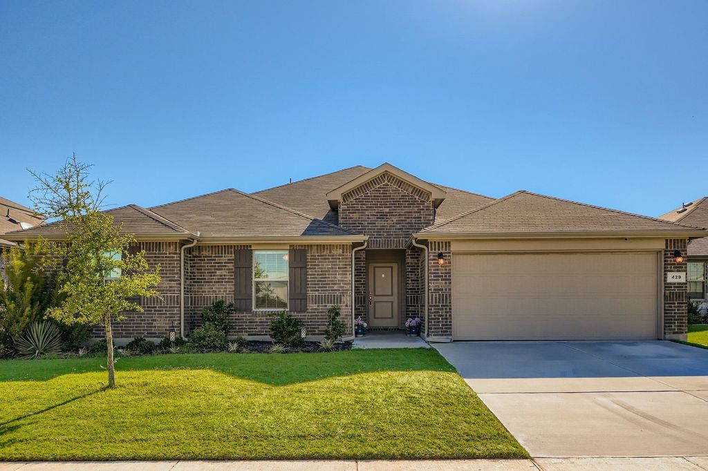 429 Valentine Court, Burleson, TX 76028