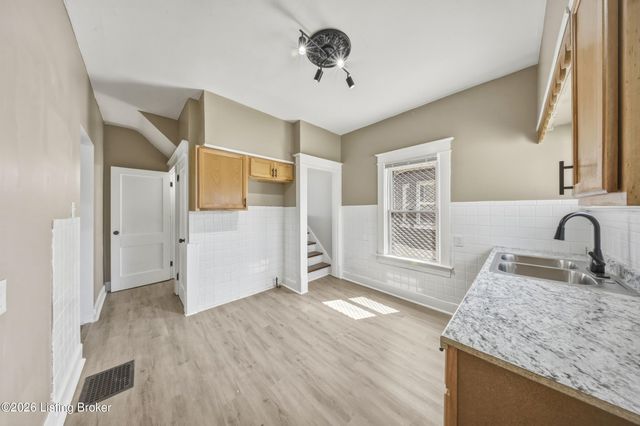 1810 Oregon Ave, Louisville, KY 40210