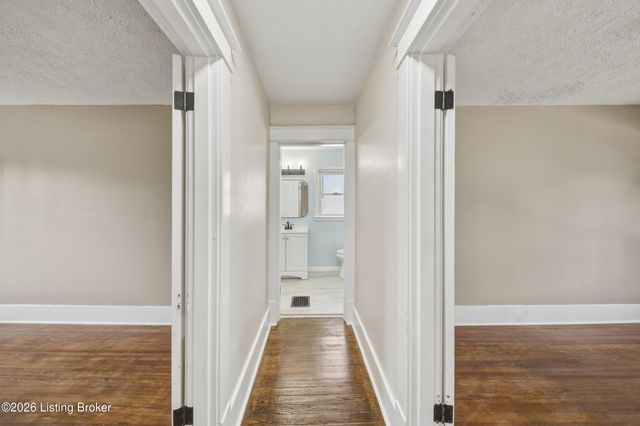 1810 Oregon Ave, Louisville, KY 40210