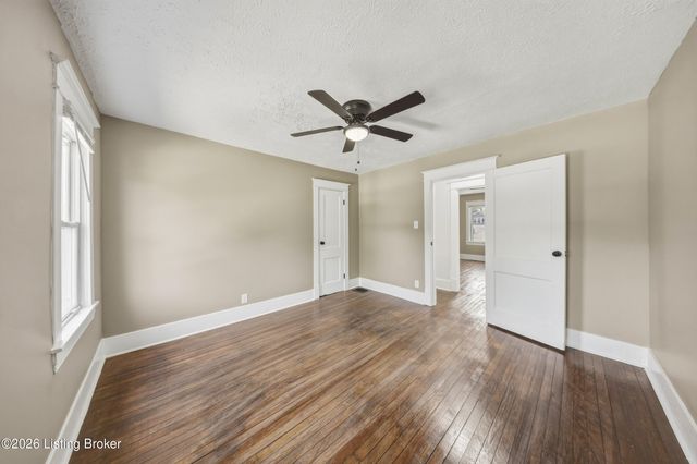 1810 Oregon Ave, Louisville, KY 40210