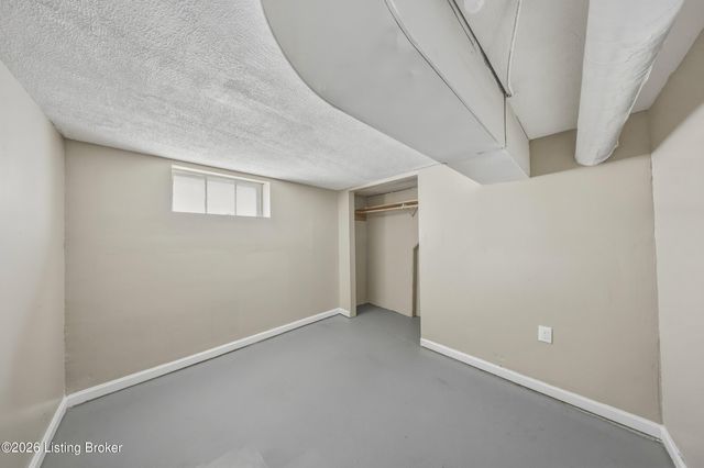 1810 Oregon Ave, Louisville, KY 40210