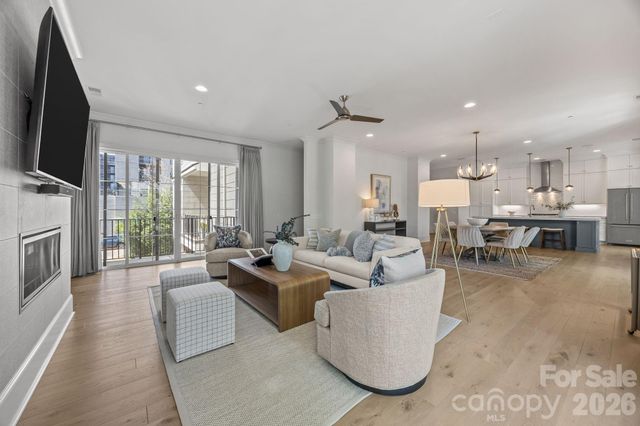 1708 Lombardy Circle D, Charlotte, NC 28203