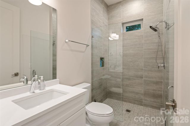 1708 Lombardy Circle D, Charlotte, NC 28203