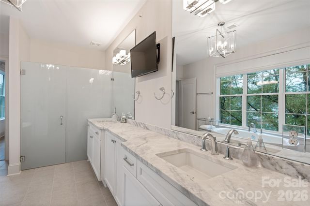 1708 Lombardy Circle D, Charlotte, NC 28203