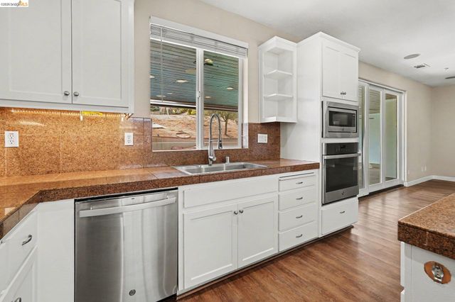 2700 St Regis Ave, Brentwood, CA 94513
