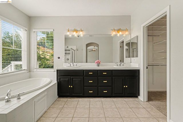 2700 St Regis Ave, Brentwood, CA 94513