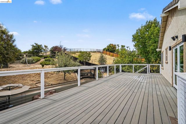 2700 St Regis Ave, Brentwood, CA 94513