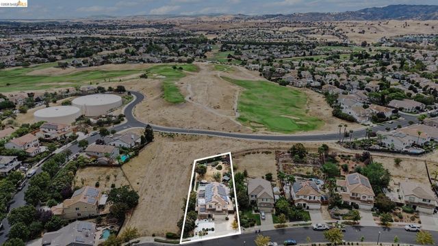 2700 St Regis Ave, Brentwood, CA 94513