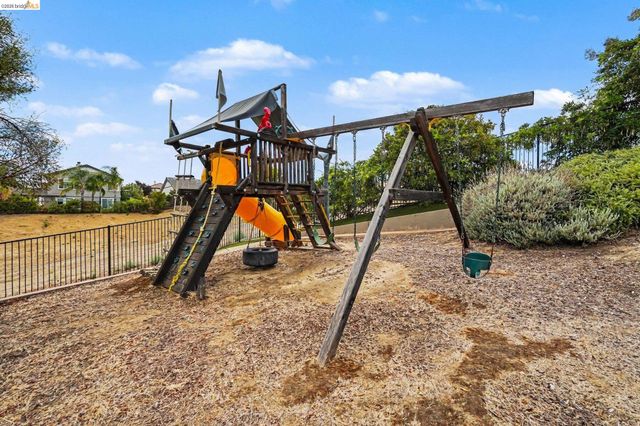 2700 St Regis Ave, Brentwood, CA 94513