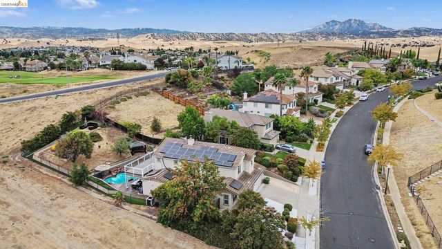 2700 St Regis Ave, Brentwood, CA 94513