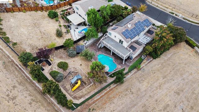 2700 St Regis Ave, Brentwood, CA 94513