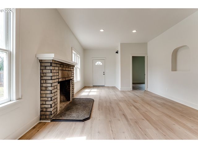 3335 RIVER Rd, Eugene, OR 97404