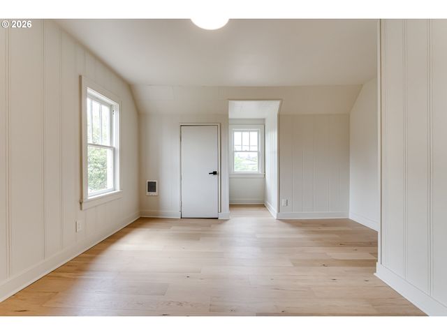 3335 RIVER Rd, Eugene, OR 97404