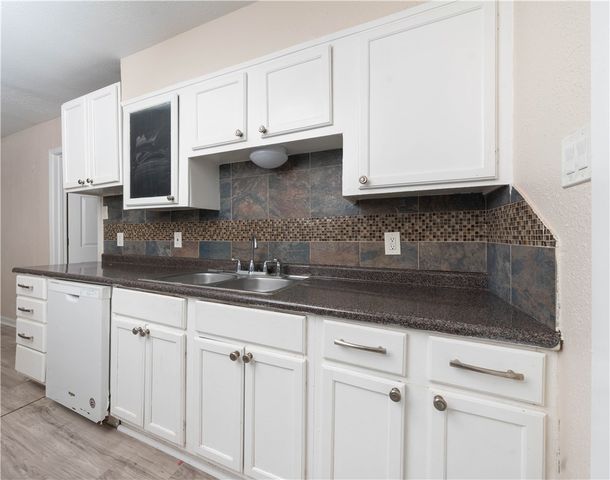 1217 Baywood Lane, Corpus Christi, TX 78418