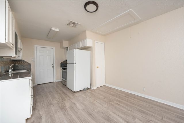 1217 Baywood Lane, Corpus Christi, TX 78418