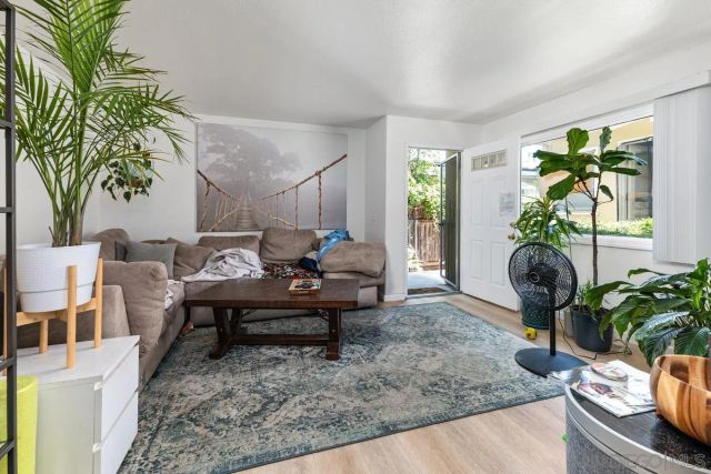 1956 Pacific Beach Dr, San Diego, CA 92109