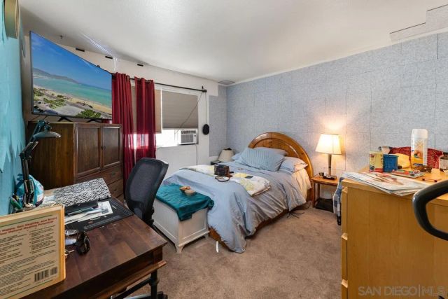 1956 Pacific Beach Dr, San Diego, CA 92109