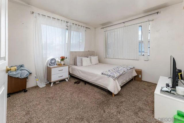 1956 Pacific Beach Dr, San Diego, CA 92109