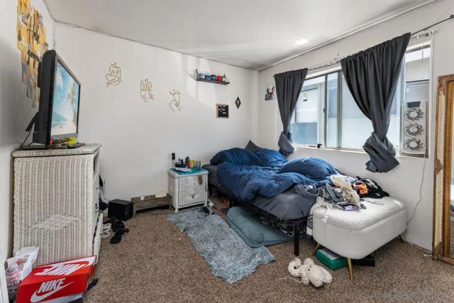 1956 Pacific Beach Dr, San Diego, CA 92109