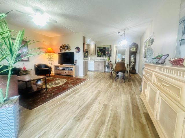 2157 Cambridge G 2157, Deerfield Beach, FL 33442