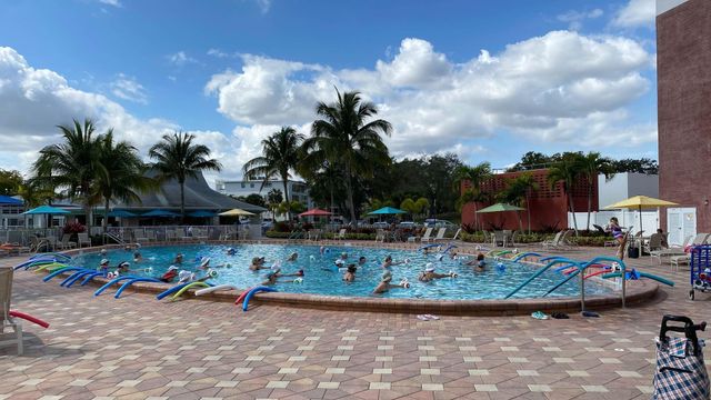 2157 Cambridge G 2157, Deerfield Beach, FL 33442