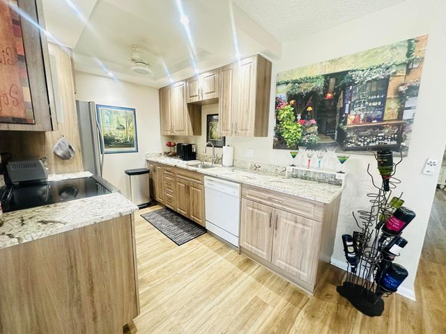 2157 Cambridge G 2157, Deerfield Beach, FL 33442