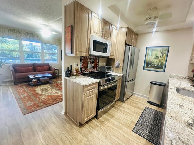 2157 Cambridge G 2157, Deerfield Beach, FL 33442