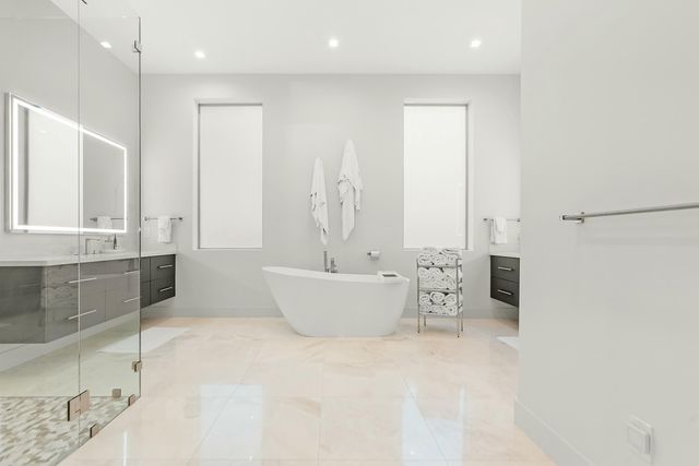 2162 Radnor Road, North Palm Beach, FL 33408