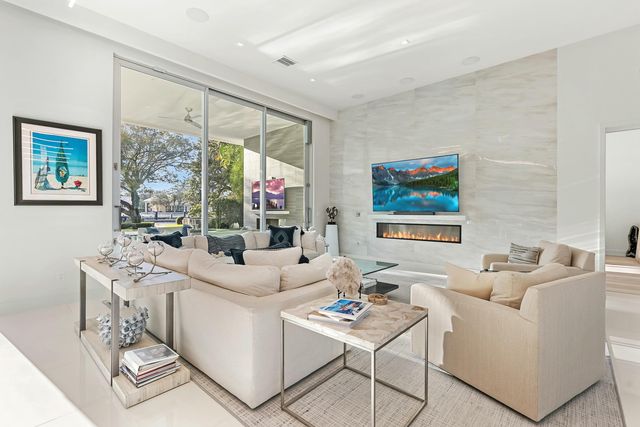 2162 Radnor Road, North Palm Beach, FL 33408