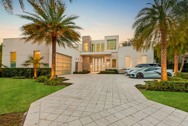 2162 Radnor Road, North Palm Beach, FL 33408