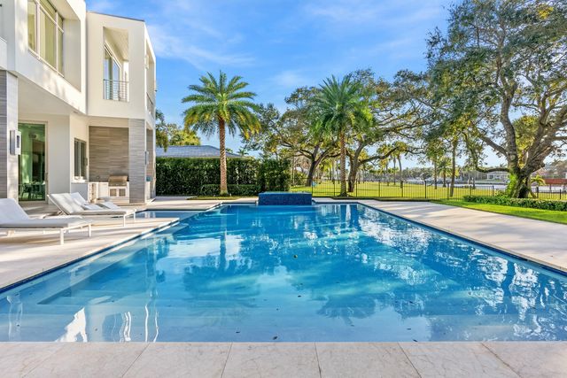 2162 Radnor Road, North Palm Beach, FL 33408